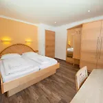 Apartament Falwesuna