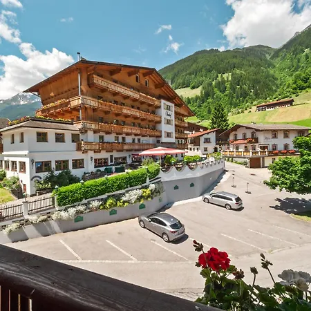 Sonne, Mond Und Sterne Neustift im Stubaital